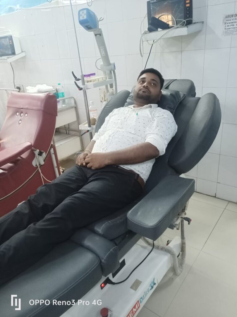 रक्तदान से बढ़कर कोई दान नहीं मुखिया राजेश कुमार रोशन 1